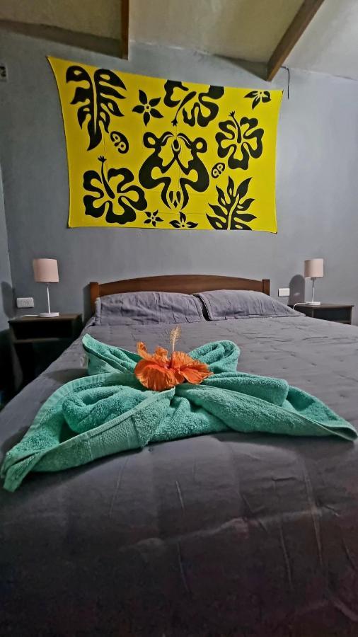 Hostal Henua Roa Hanga Roa Bagian luar foto