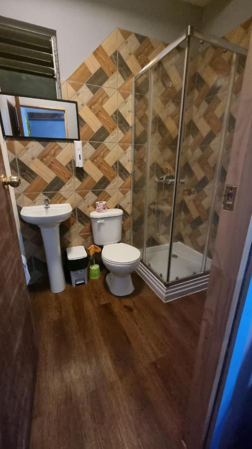 Hostal Henua Roa Hanga Roa Bagian luar foto