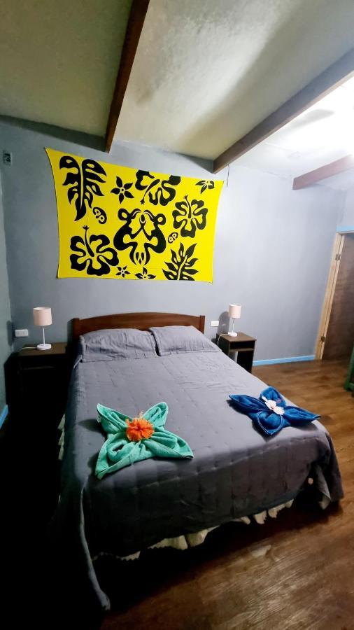 Hostal Henua Roa Hanga Roa Bagian luar foto